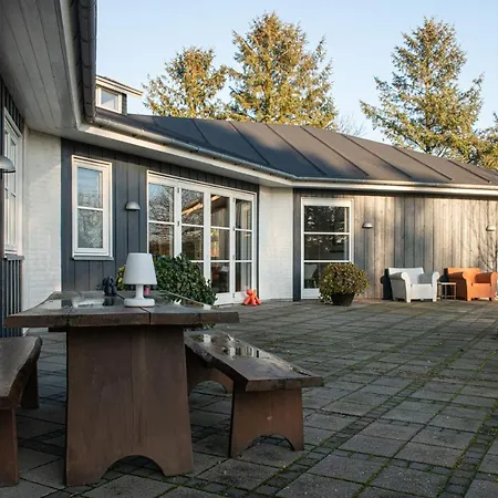 Tradsborgvej Bed & Breakfast